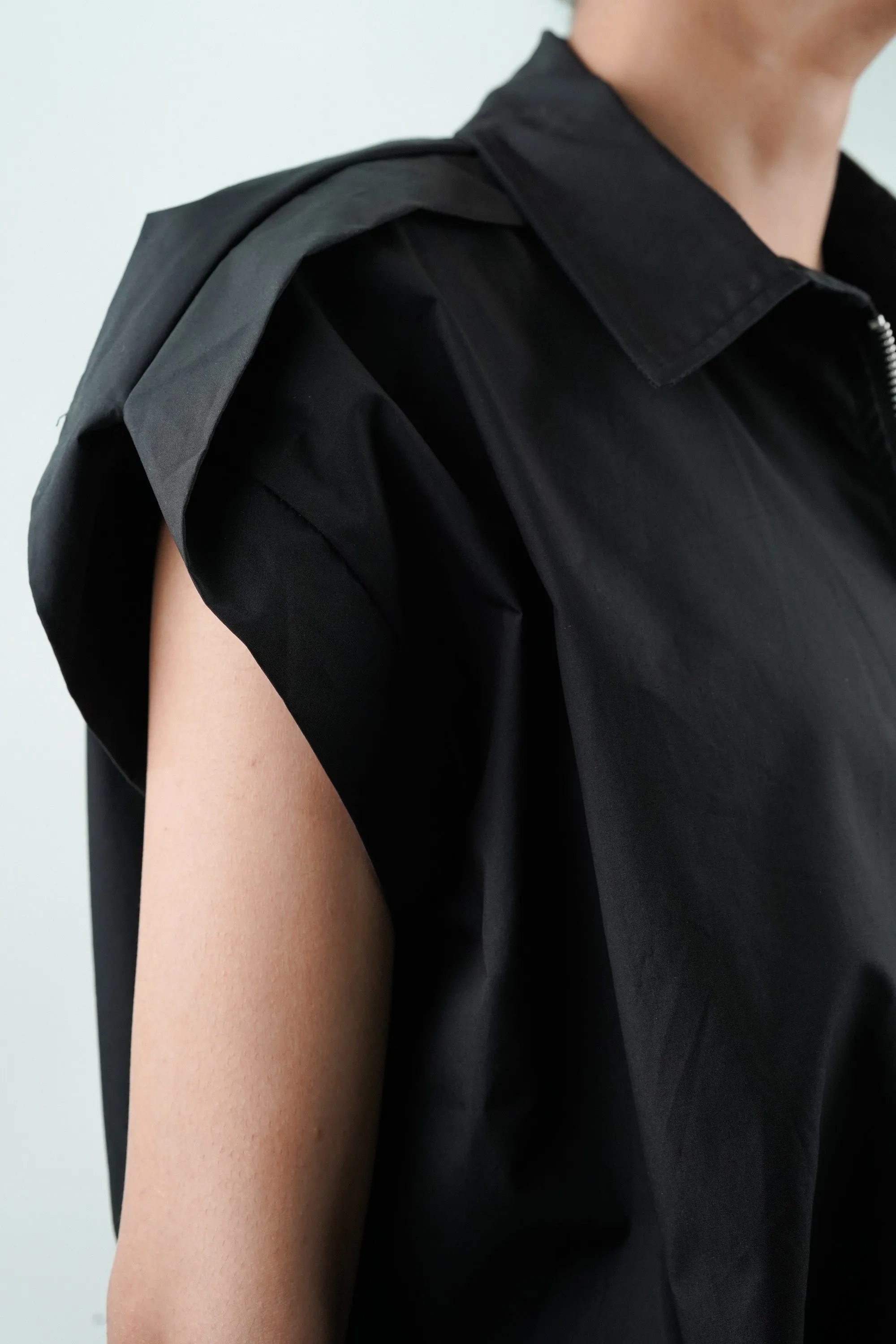 Black Double Zipper Pleated Hem Top