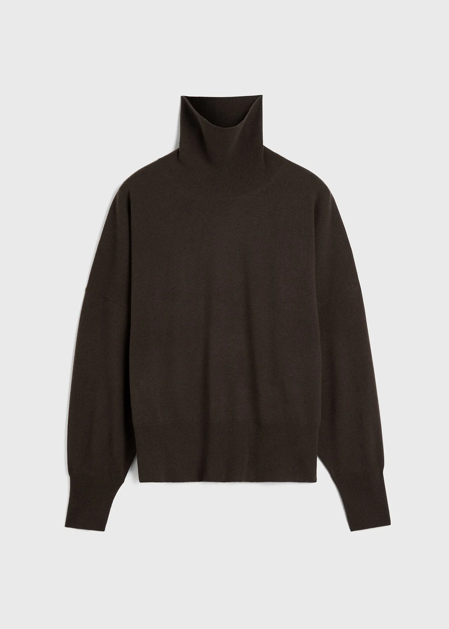 Cashmere turtleneck dark brown