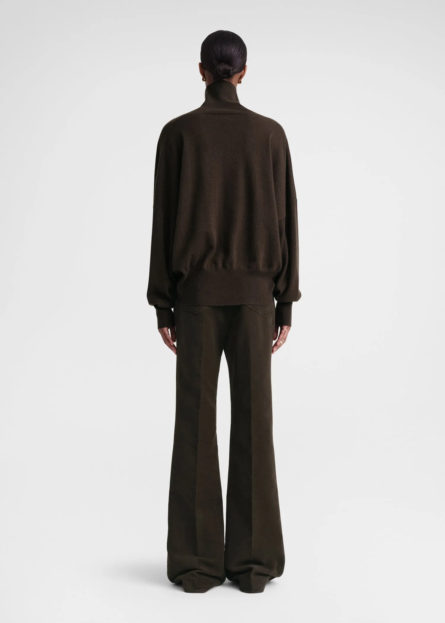 Cashmere turtleneck dark brown