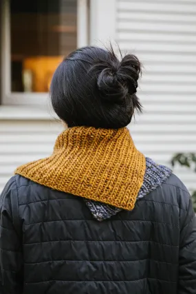 Churchmouse Classics Patterns - Double Split Color-Blocked Cowl - PDF Download