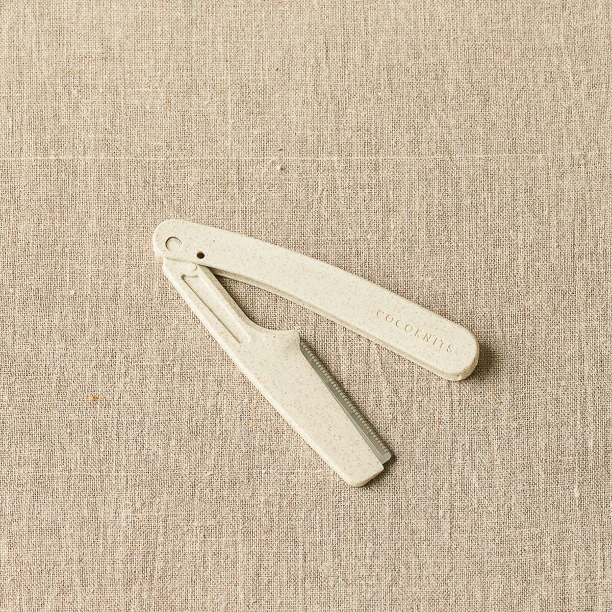 Cocoknits Sweater Care Collection - Fuzz Off Comb