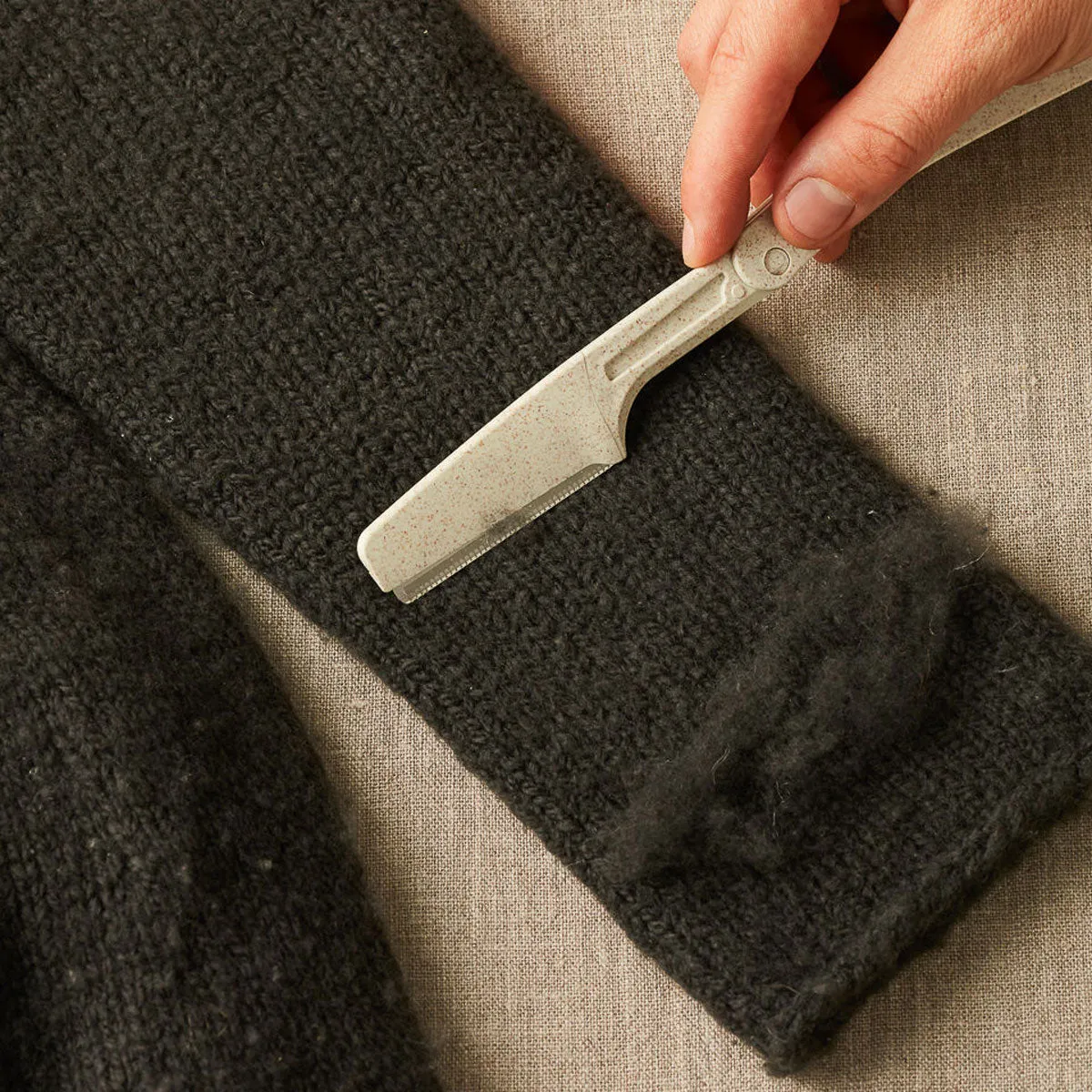 Cocoknits Sweater Care Collection - Fuzz Off Comb