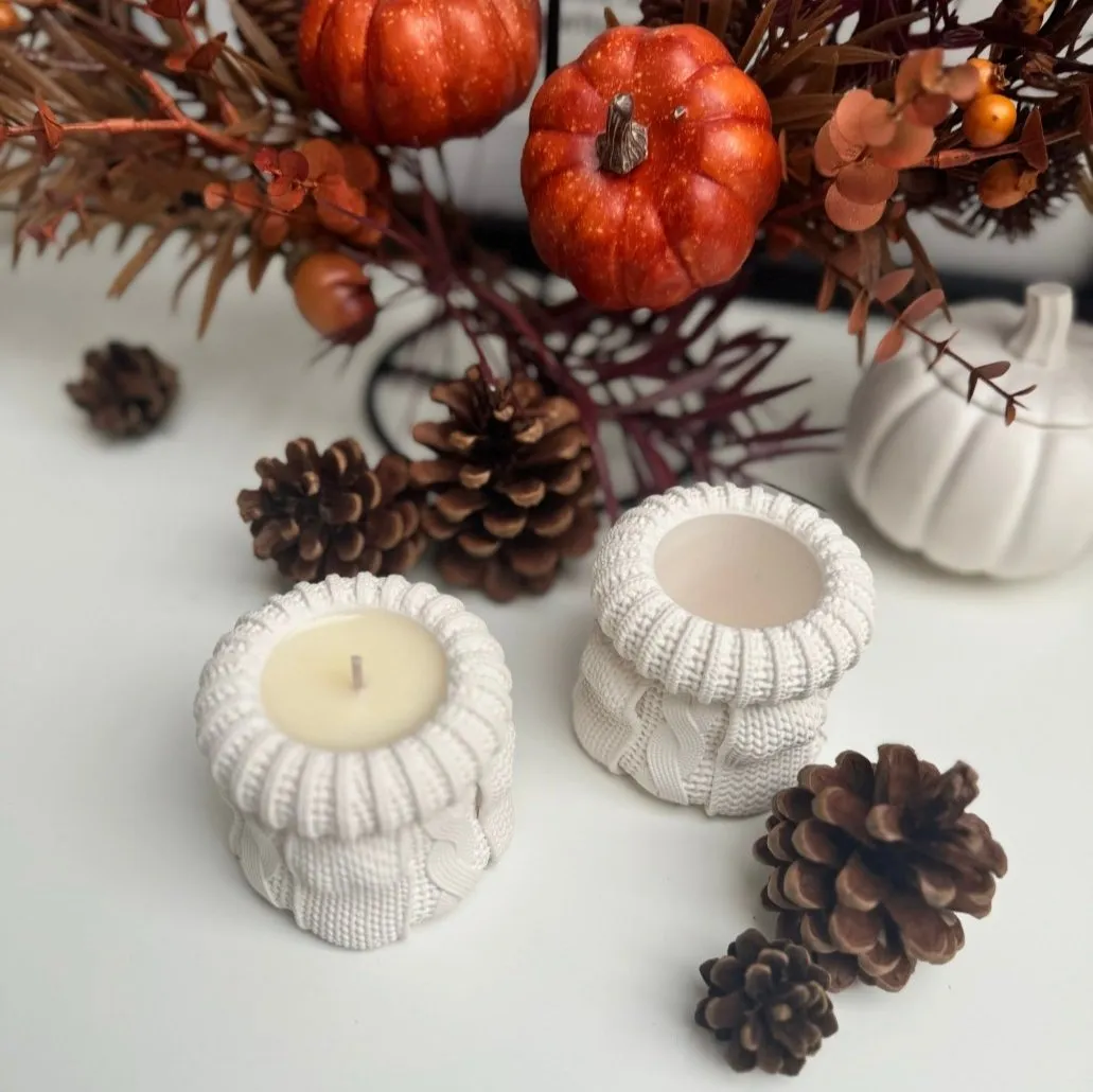 Cosy Knitted Candle