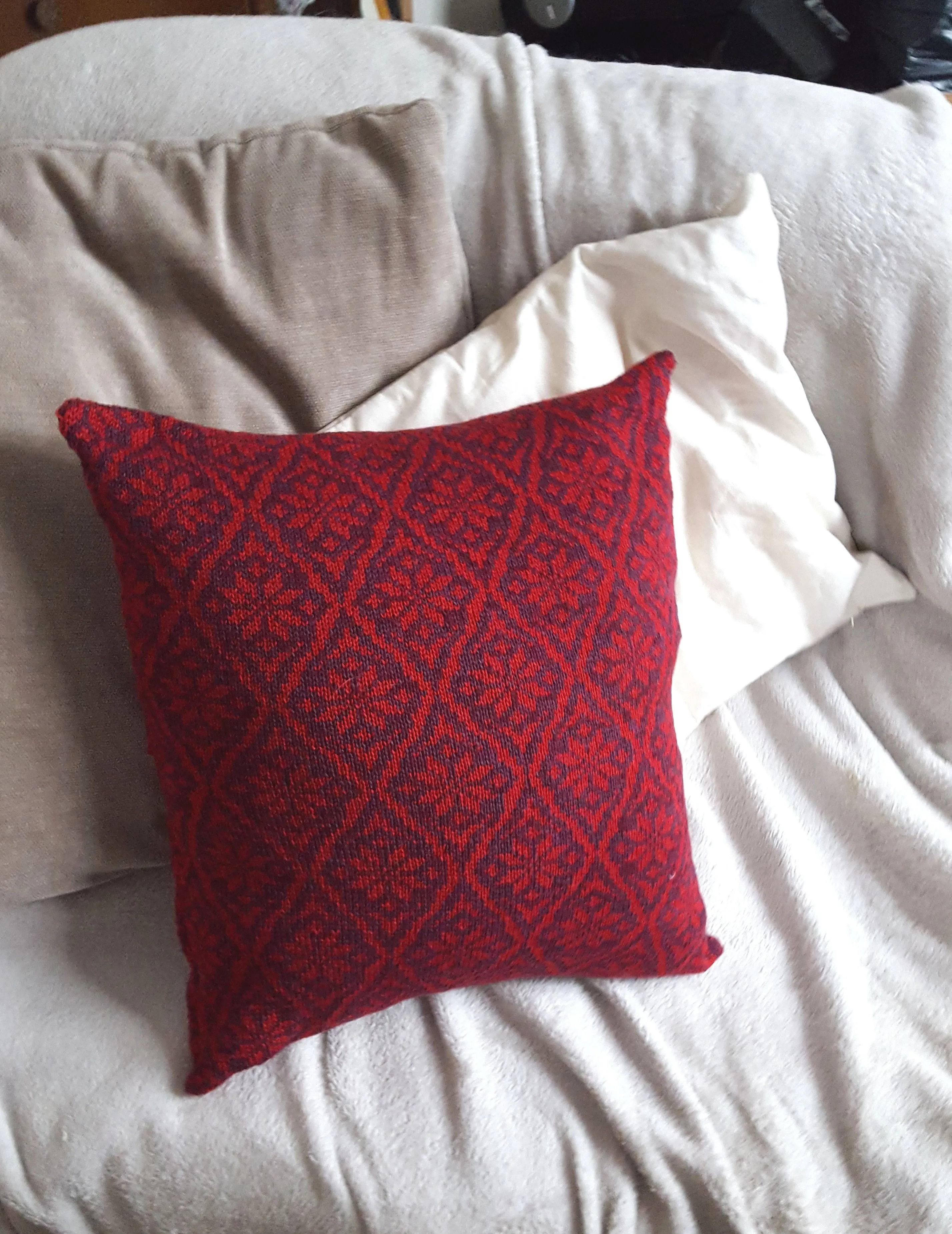 Damask Star, traditional fair isle handmade cushion cover, Red & Aubergine.
