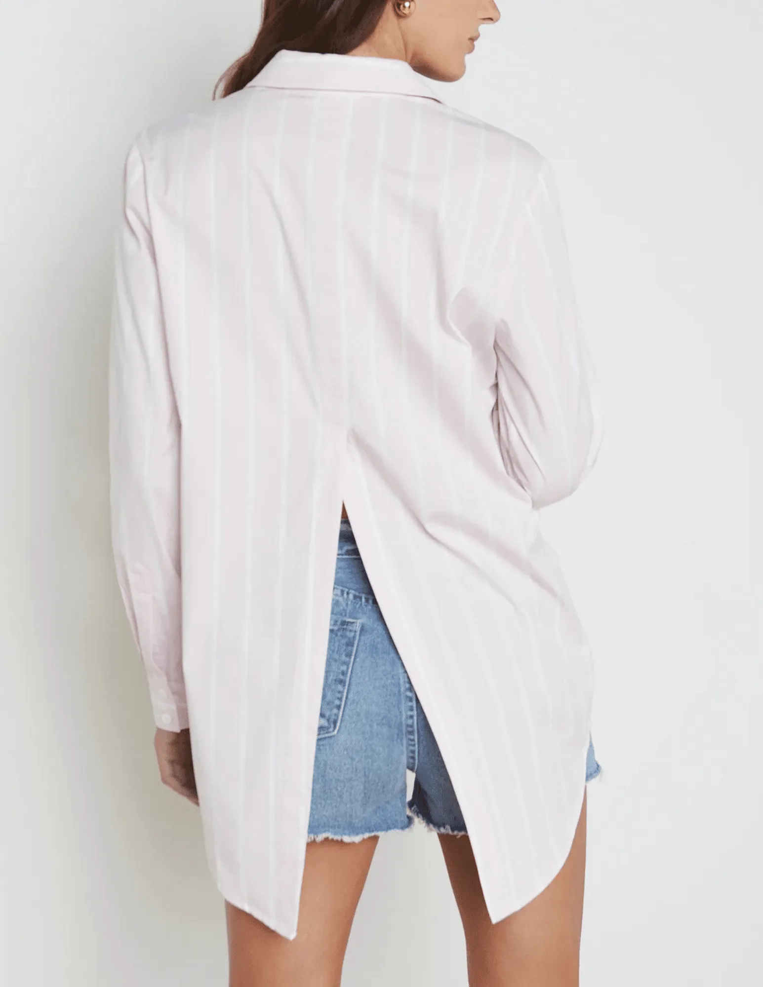 L'Agence Layla Back Vent Tunic Blouse