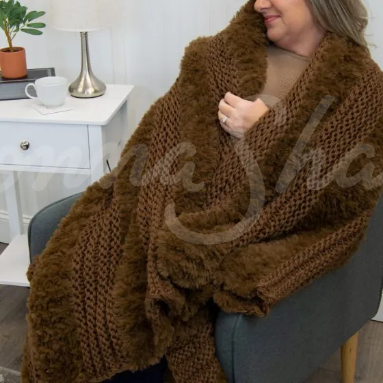 Plush Knit Throw ~ Coffee