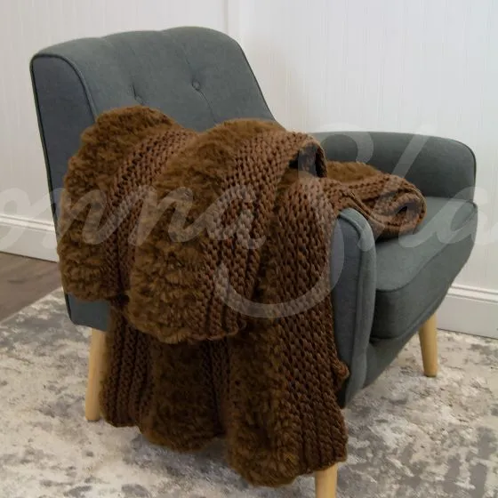 Plush Knit Throw ~ Coffee