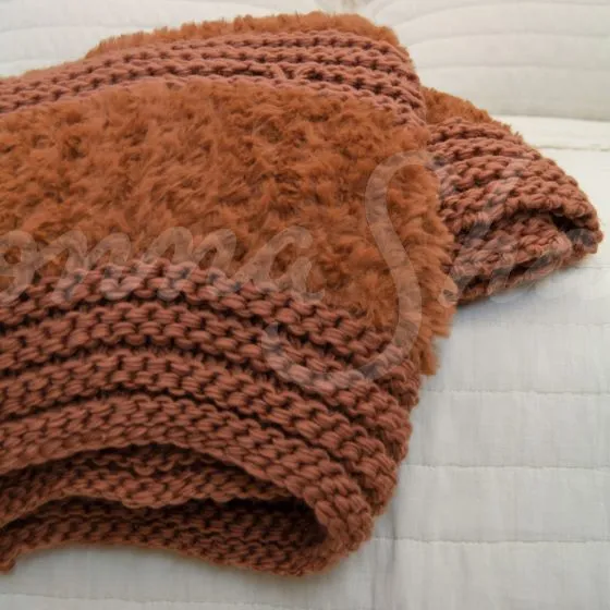Plush Knit Throw ~ Rust