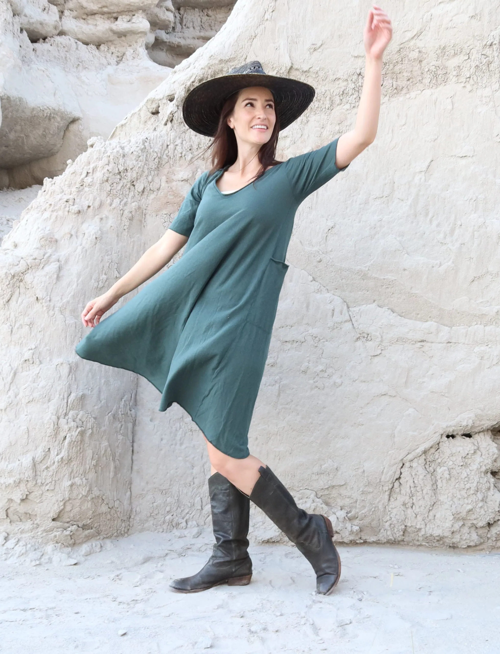 Ritual Perfect Pockets Wanderer Below Knee Dress