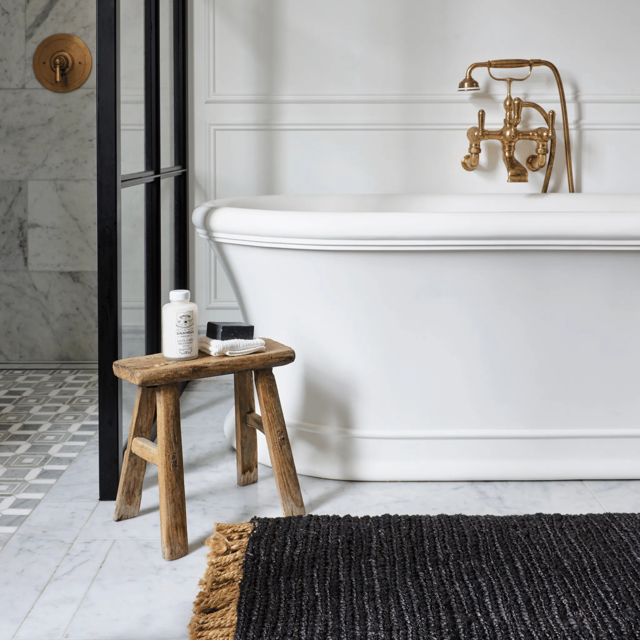 Sahara Rug in Charcoal