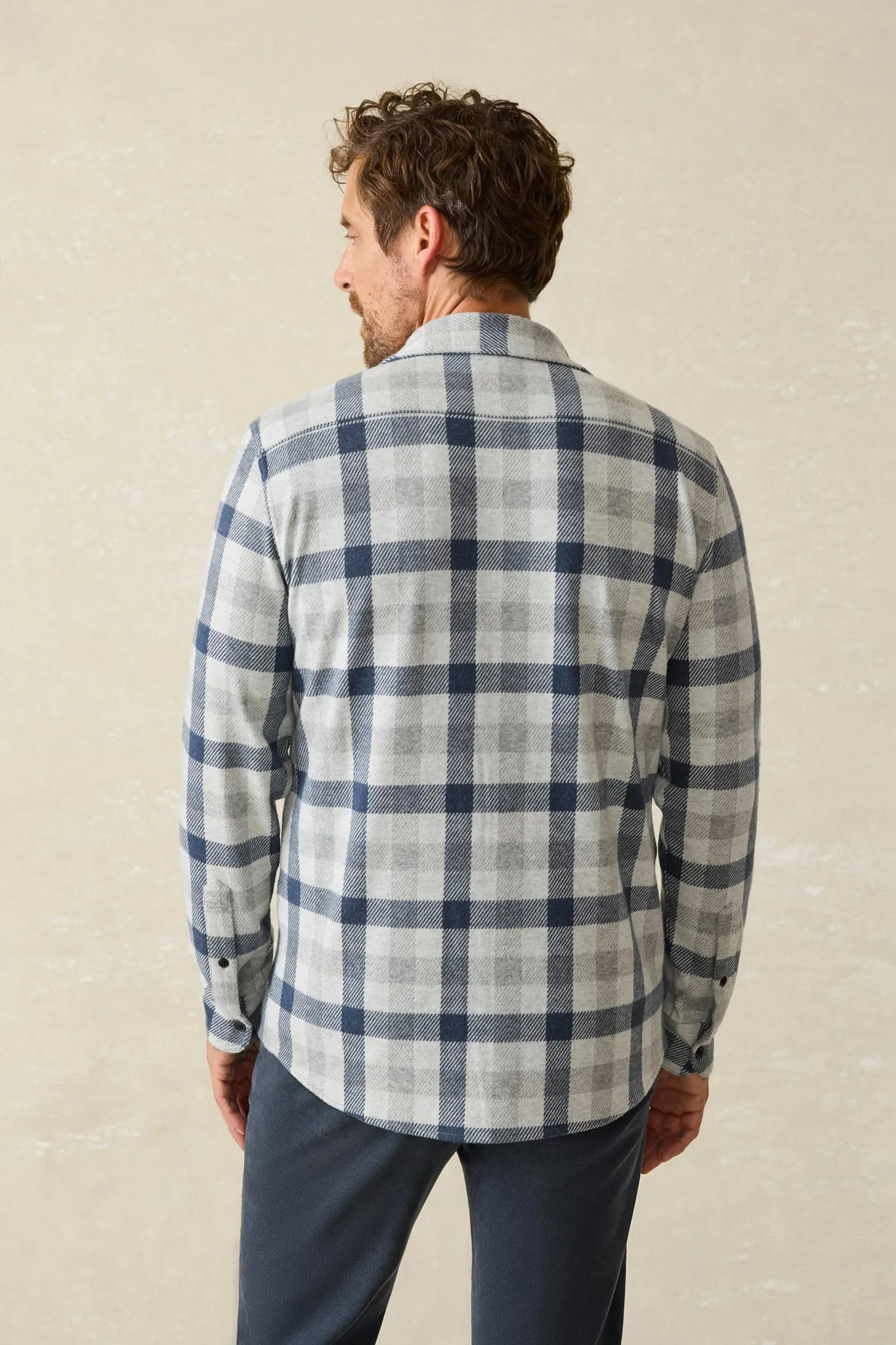 Snowy Night Check Legend Sweater Shirt