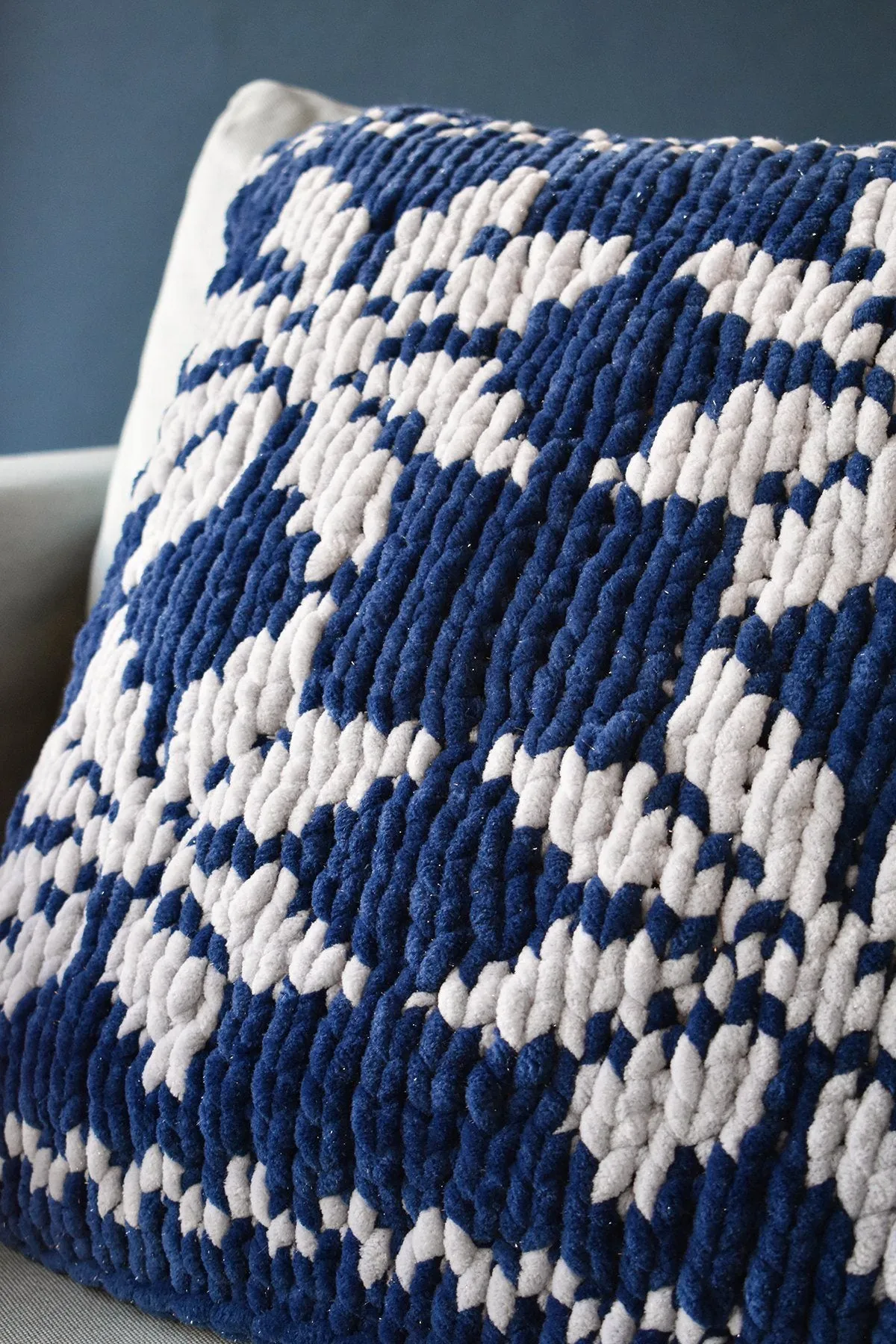 Snowy Night Pillow Cover