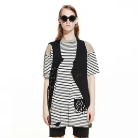 WANDERER'S HOOKED ATTACHED GEO-CUT KNIT VEST / BLACK