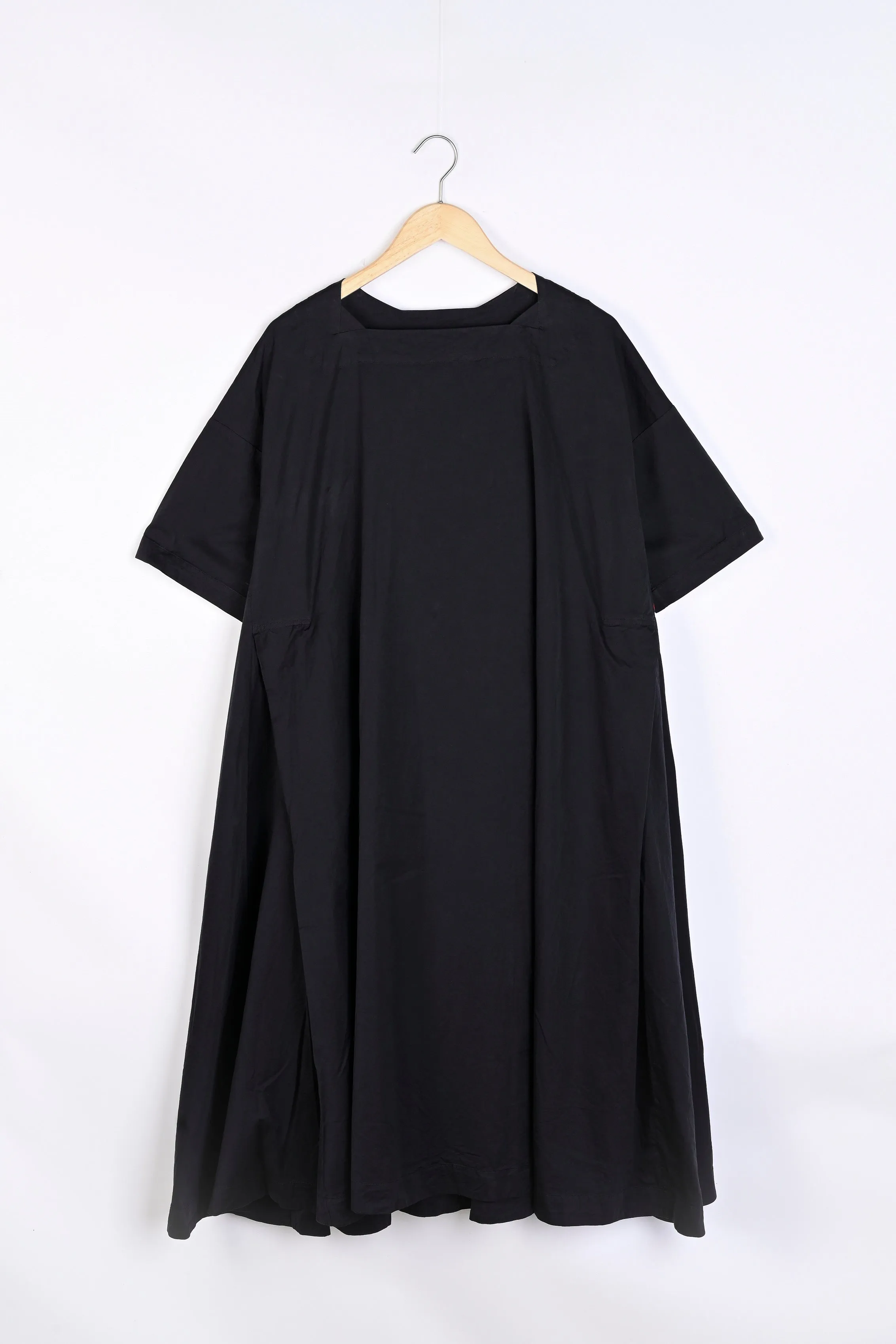 WOW DRESS - PAPER SAT - BLACK